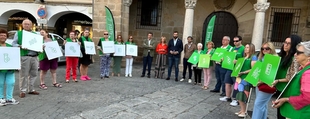 Plasencia se une al Día Mundial de la Investigación Oncológica con una campaña de sensibilización en la Plaza Mayor