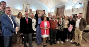 MaDolores Marín y Pedro Miguel Pico premios abuela y abuelo Mayorga 2024