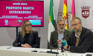 Ayuntamiento y Junta impulsan la construcción de vivienda protegida con nuevos suelos municipales para viviendas asequibles