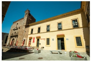 El Ayuntamiento de Plasencia licita la gestión del albergue juvenil municipal por un periodo de cuatro años