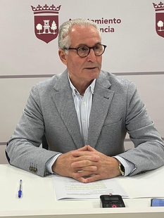 El Ayuntamiento de Plasencia presenta los planes de limpieza, desbroce y control de plagas para el verano